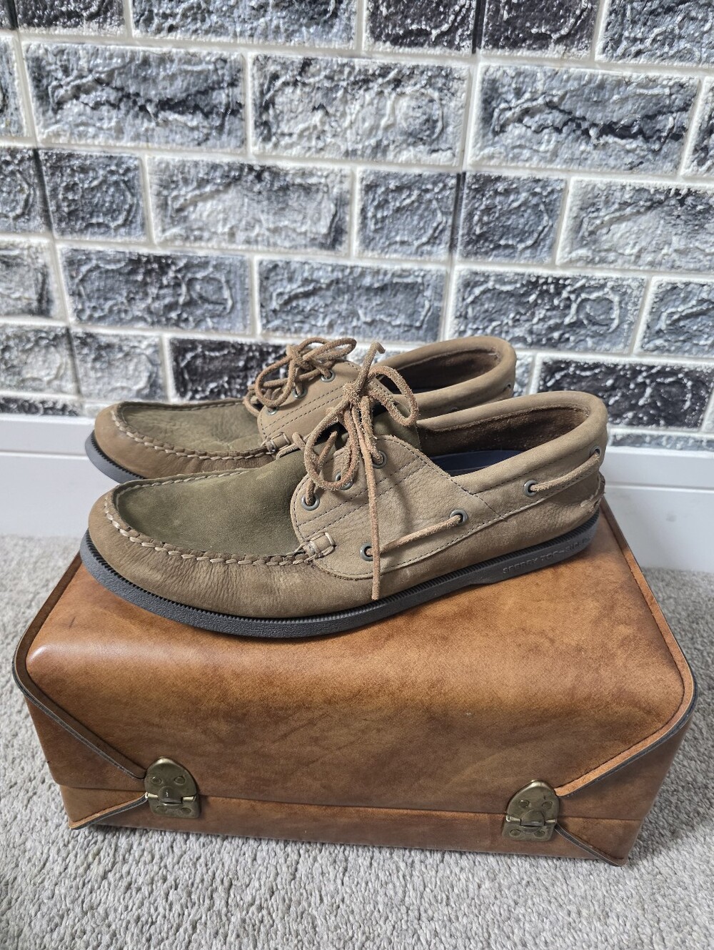 Sperry Top Sider Men's Leather Olive Slip On Shoes Size 10M